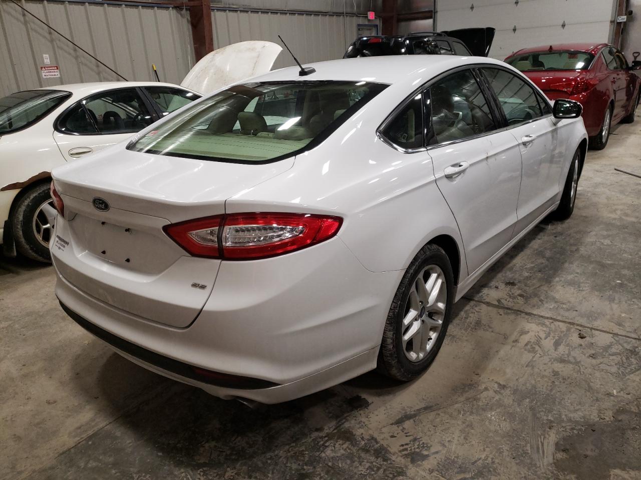Photo 4 from auction – 2014 FORD FUSION SE with VIN 1FA6P0H79E5368295