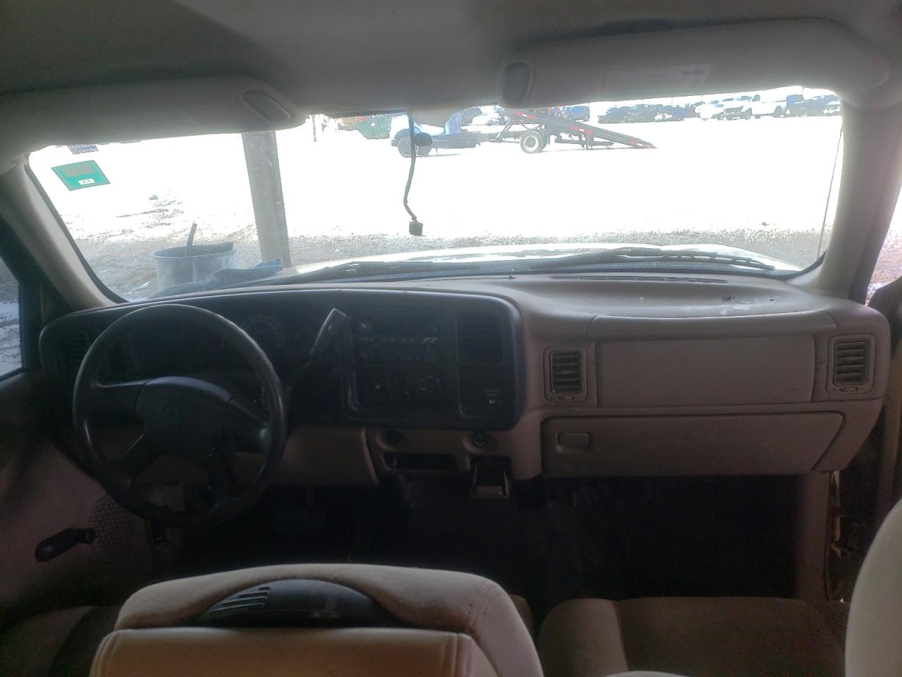 Photo 9 from auction – 2004 CHEVROLET SILVERADO with VIN 1GCEC19X04Z222901