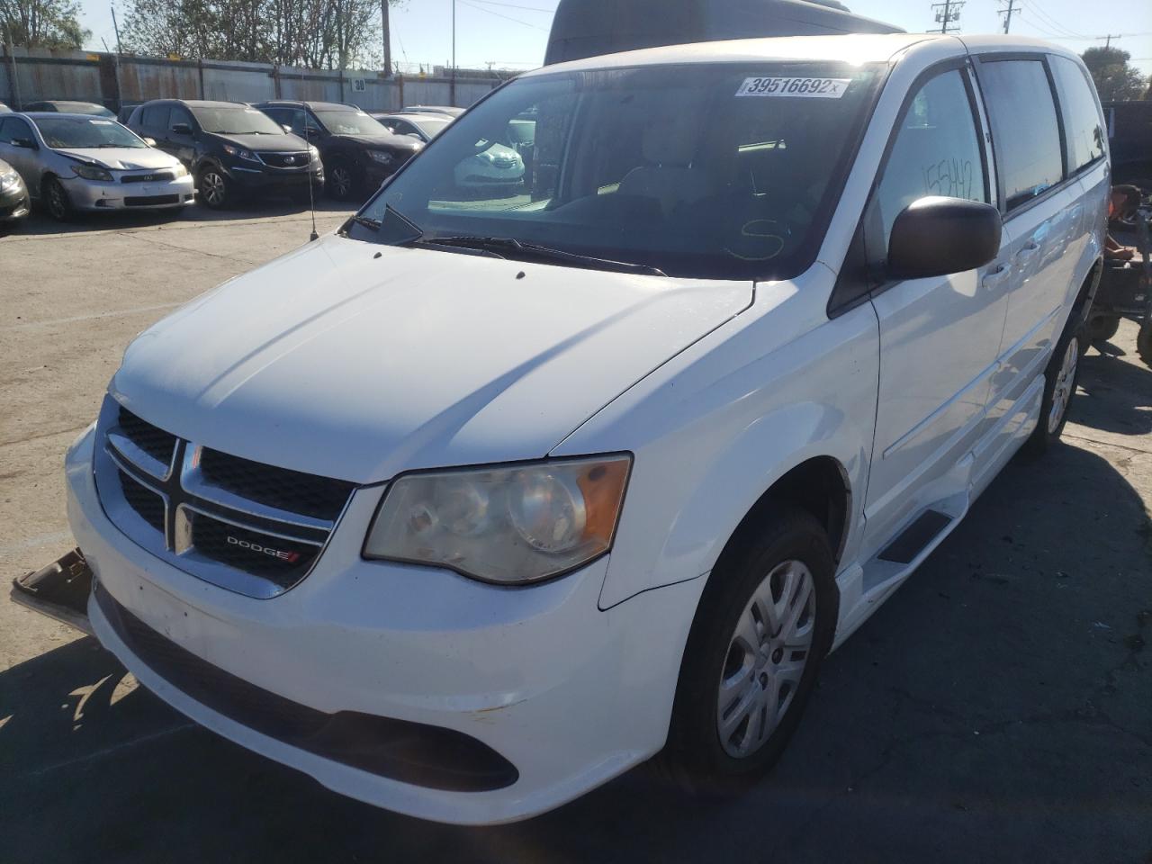 Photo 2 from auction – 2014 DODGE GRAND CARA with VIN 2C4RDGBG7ER140428