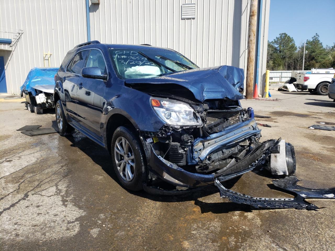 CHEVROLET EQUINOX LT 2017 with VIN 2GNALCEK3H6154512 - Photo from auction