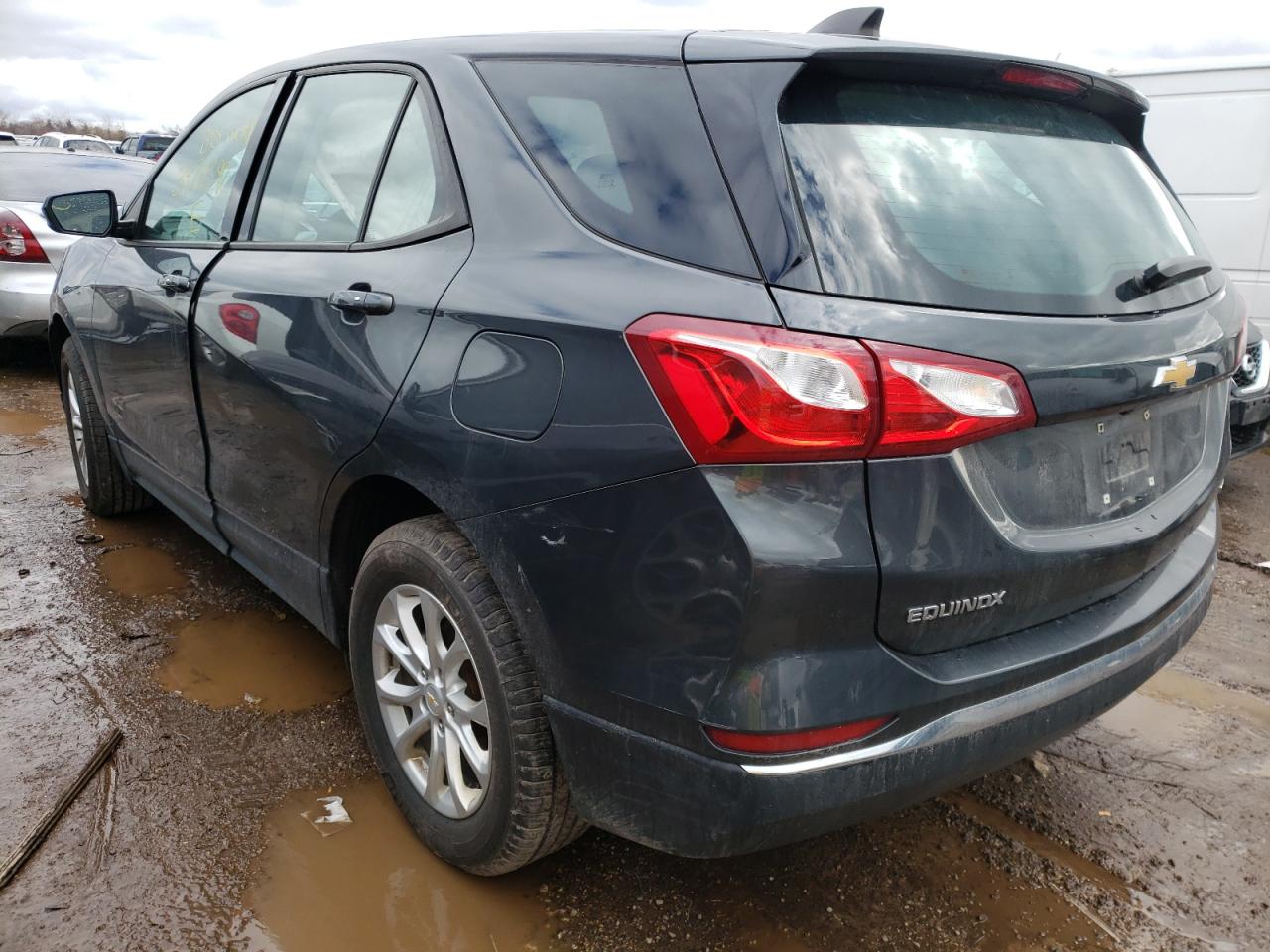 Photo 3 from auction – 2018 CHEVROLET EQUINOX LS with VIN 2GNAXREV6J6211406
