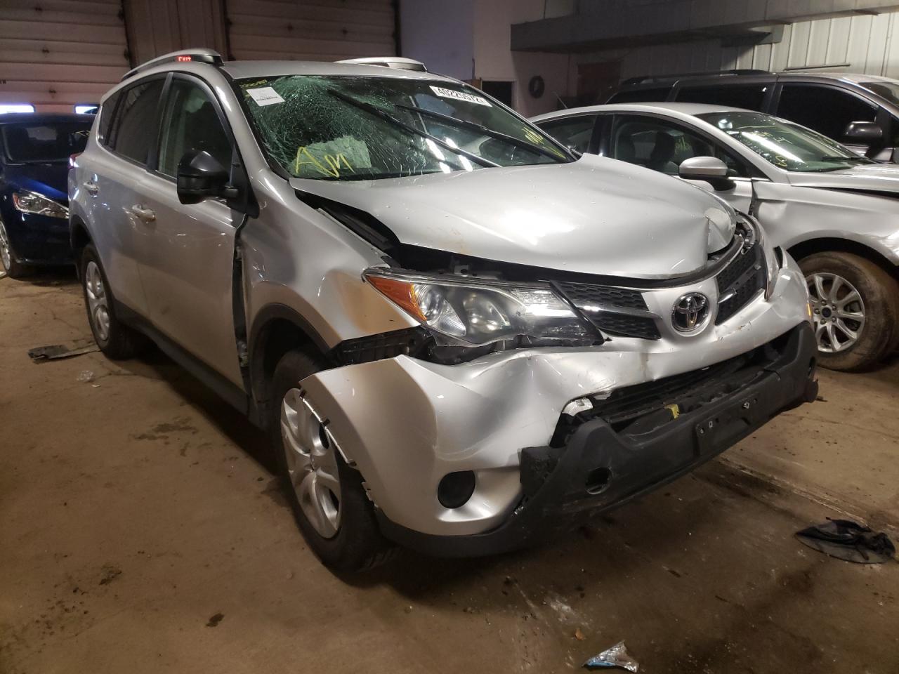 Zdjęcie 1 z aukcji – 2015 TOYOTA RAV4 LE z VIN 2T3BFREV8FW357902