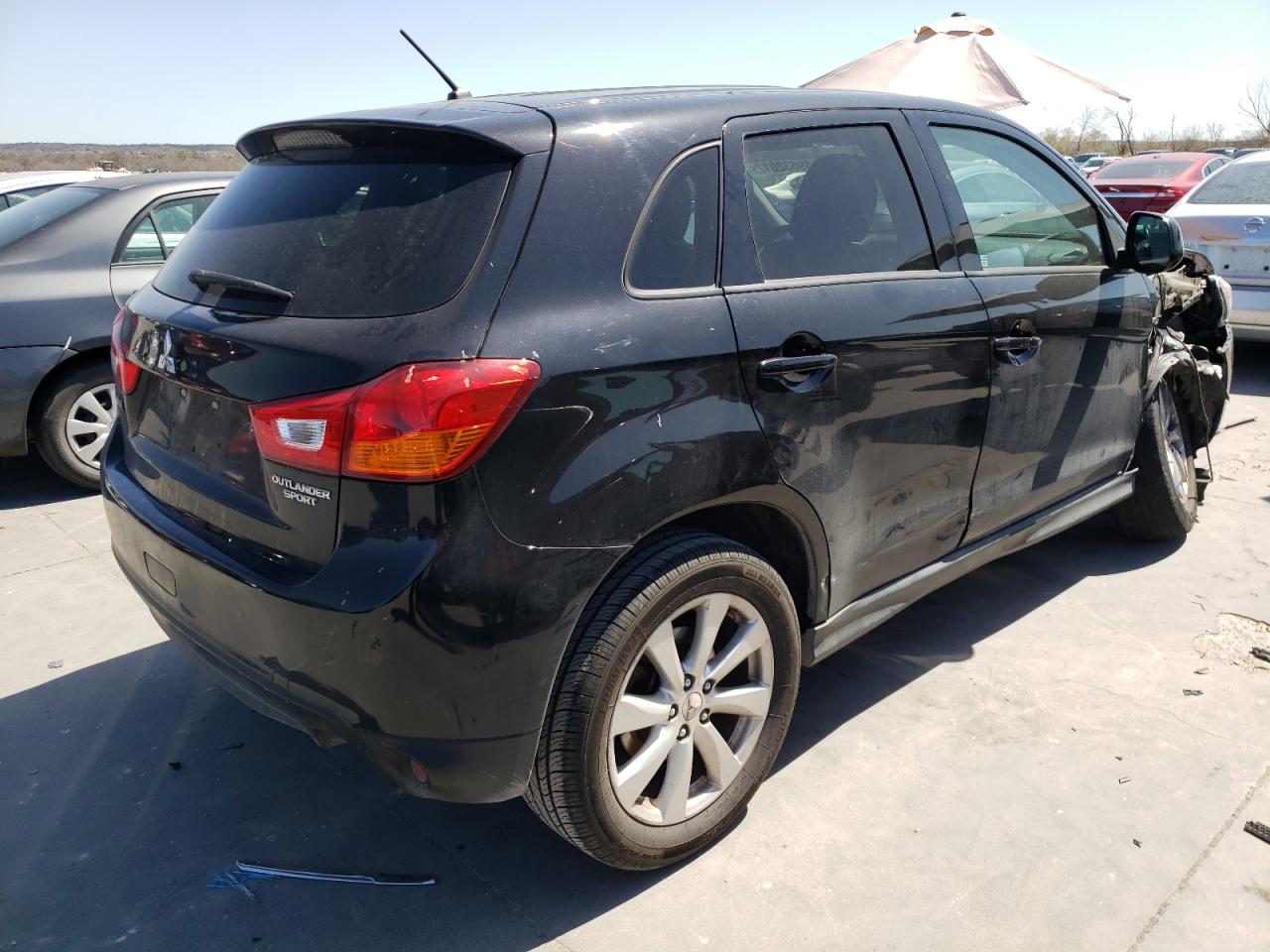 Photo 4 from auction – 2015 MITSUBISHI OUTLANDER with VIN 4A4AP3AU2FE033346