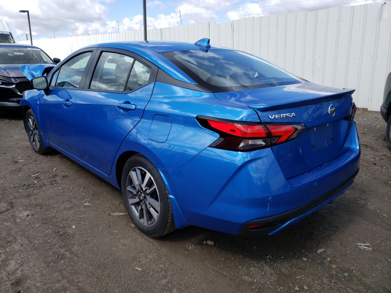 Photo 3 from auction – 2020 NISSAN VERSA SV with VIN 3N1CN8EVXLL846874