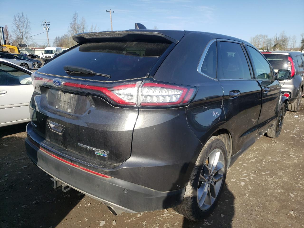Photo 4 from auction – 2018 FORD EDGE TITAN with VIN 2FMPK4K92JBC40674