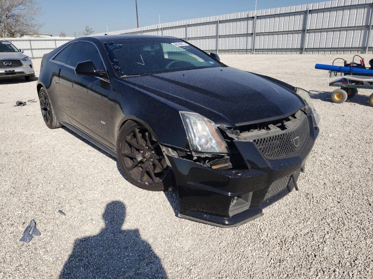 CADILLAC CTS-V 2011 with VIN 1G6DV1EP3B0118077 - Photo from auction