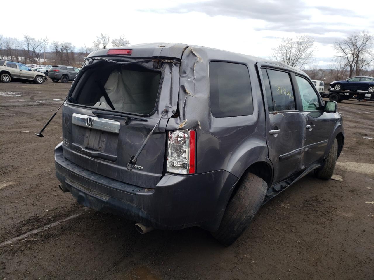 Photo 4 from auction – 2014 HONDA PILOT EX with VIN 5FNYF4H47EB009514