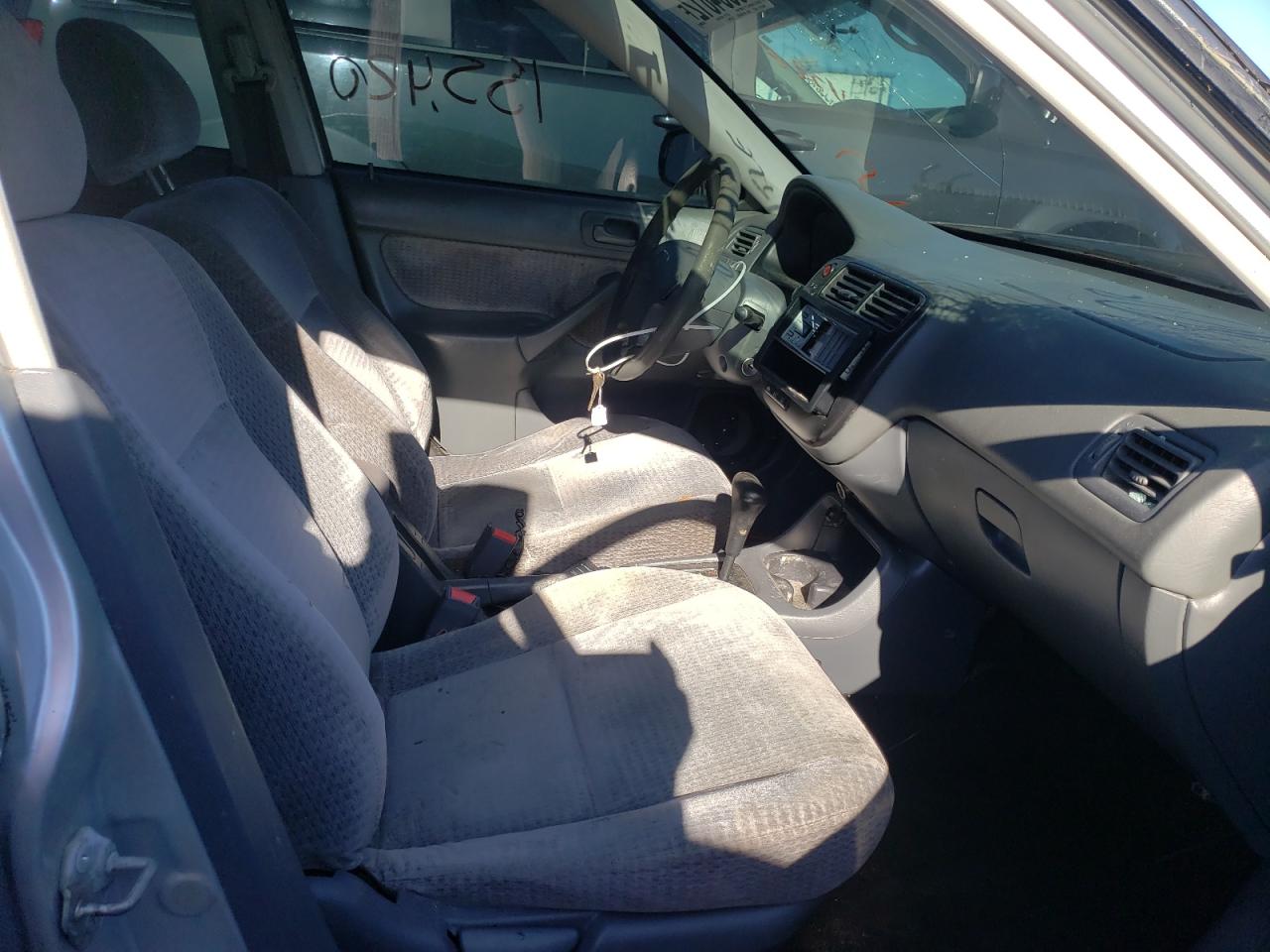 Photo 5 from auction – 2000 HONDA CIVIC BASE with VIN 2HGEJ6614YH530910