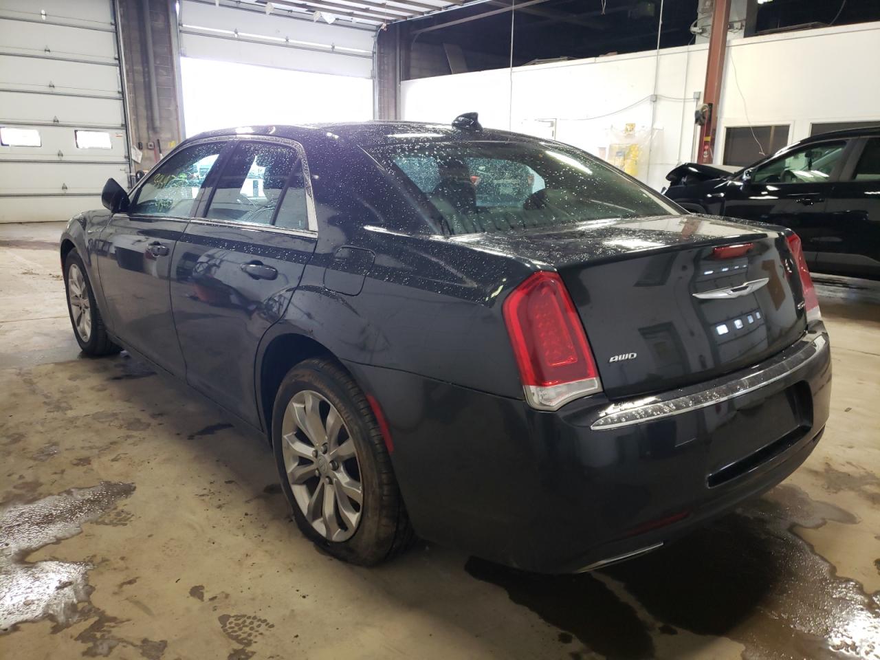 Photo 3 from auction – 2016 CHRYSLER 300 LIMITE with VIN 2C3CCARG6GH239105