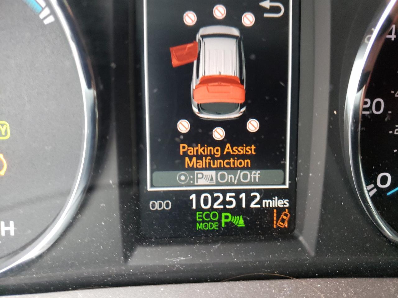 Photo 8 from auction – 2017 TOYOTA RAV4 with VIN JTMDJREV7HD089691