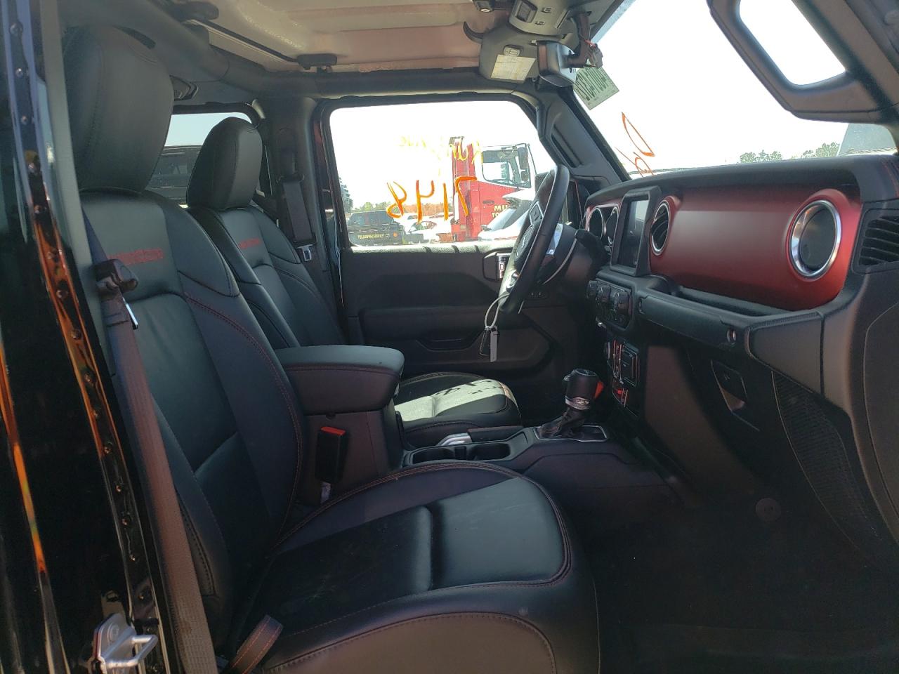 Photo 5 from auction – 2021 JEEP GLADIATOR with VIN 1C6JJTBG4ML526964