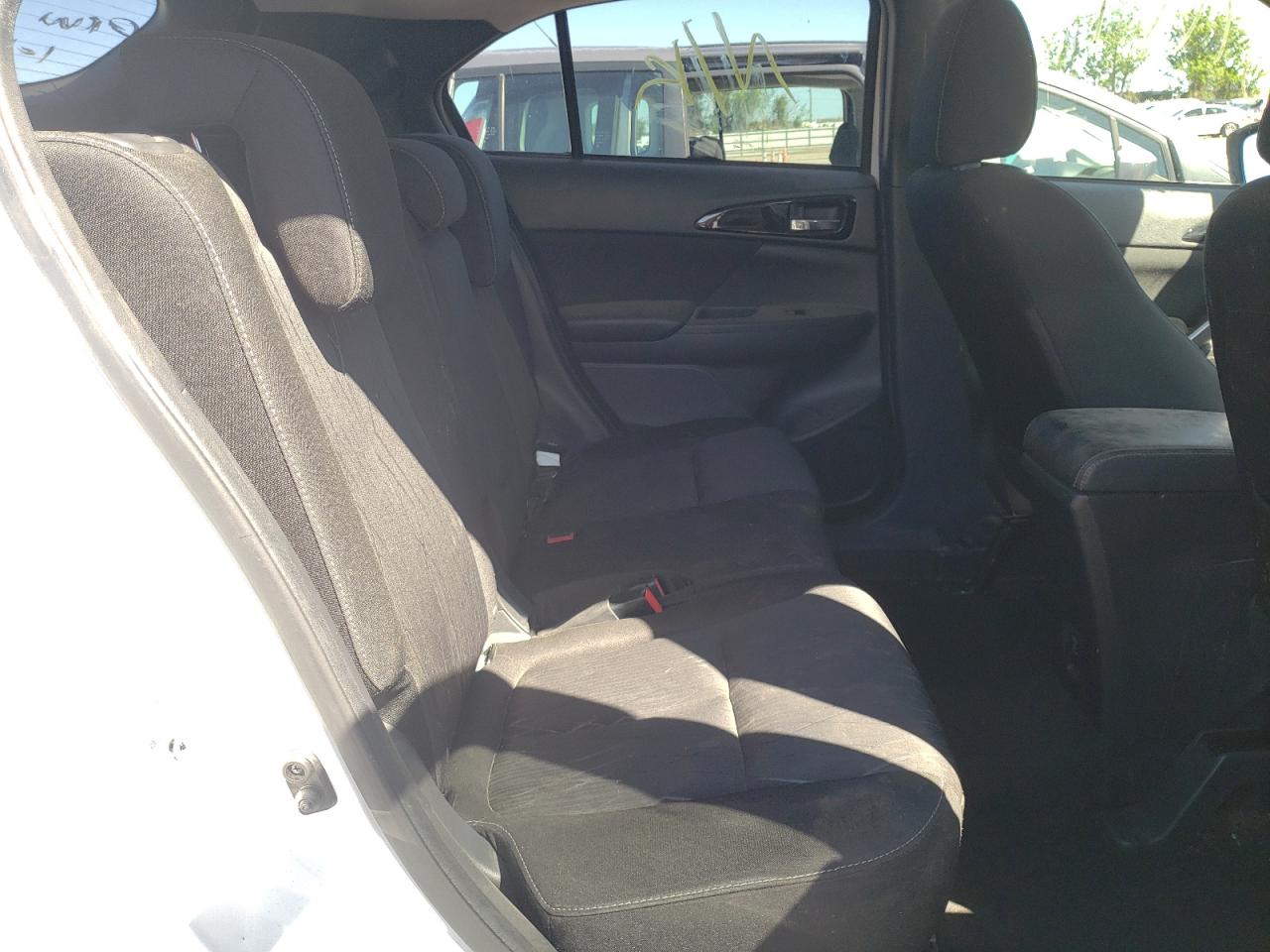 Photo 6 from auction – 2019 MITSUBISHI ECLIPSE CR with VIN JA4AT5AA8KZ002314