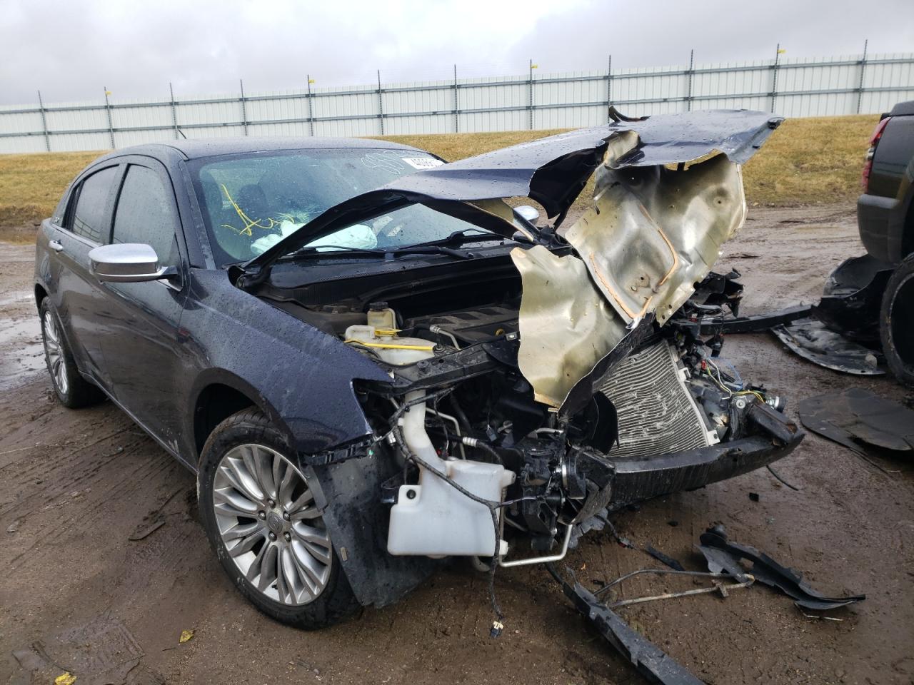 CHRYSLER 200 LIMITE 2012 with VIN 1C3CCBCBXCN188132 - Photo from auction