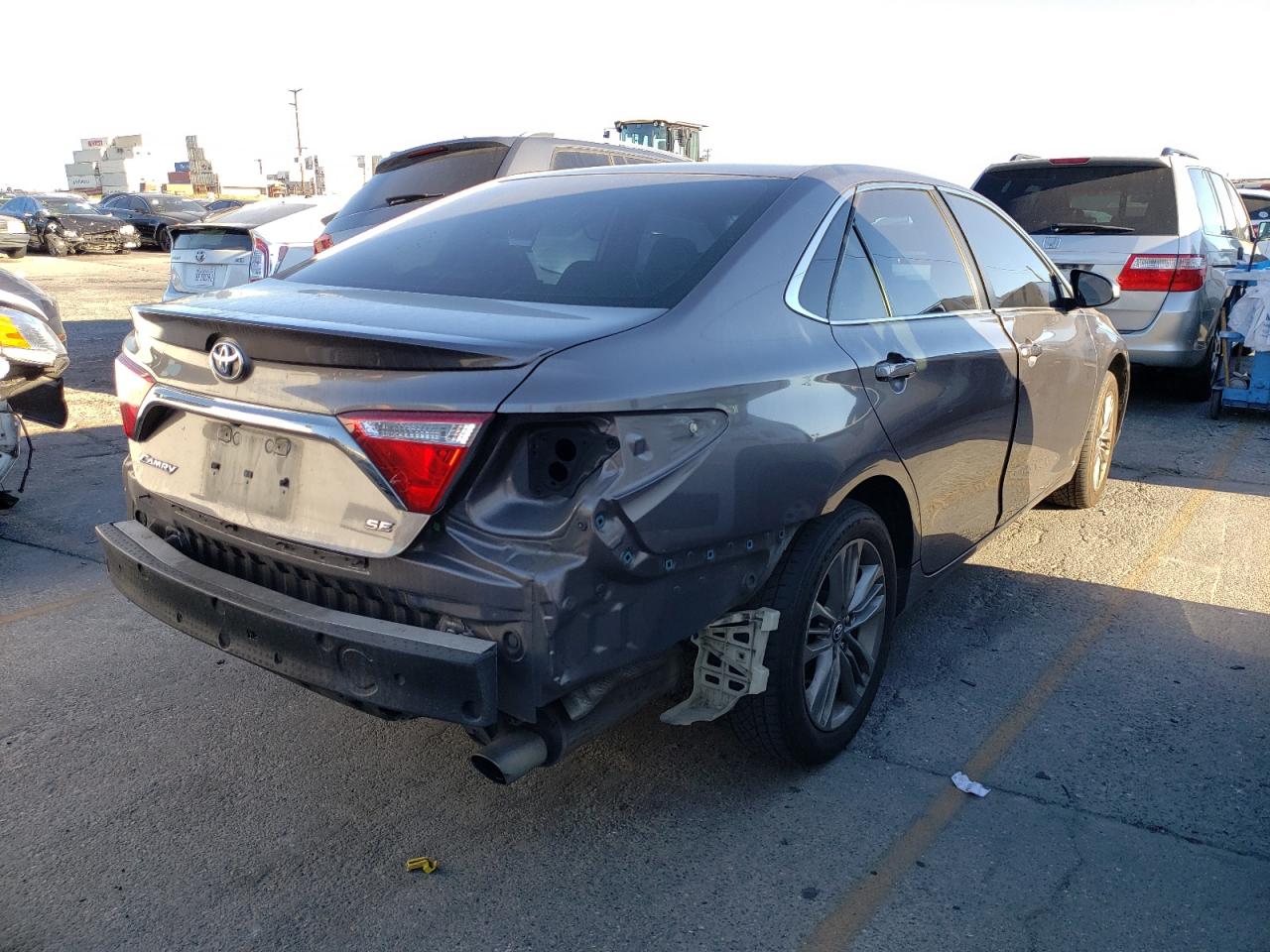 Photo 4 from auction – 2017 TOYOTA CAMRY LE with VIN 4T1BF1FK4HU288322
