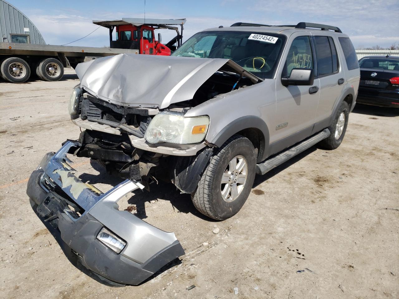 Photo 2 from auction – 2006 FORD EXPLORER X with VIN 1FMEU73E66UB53053