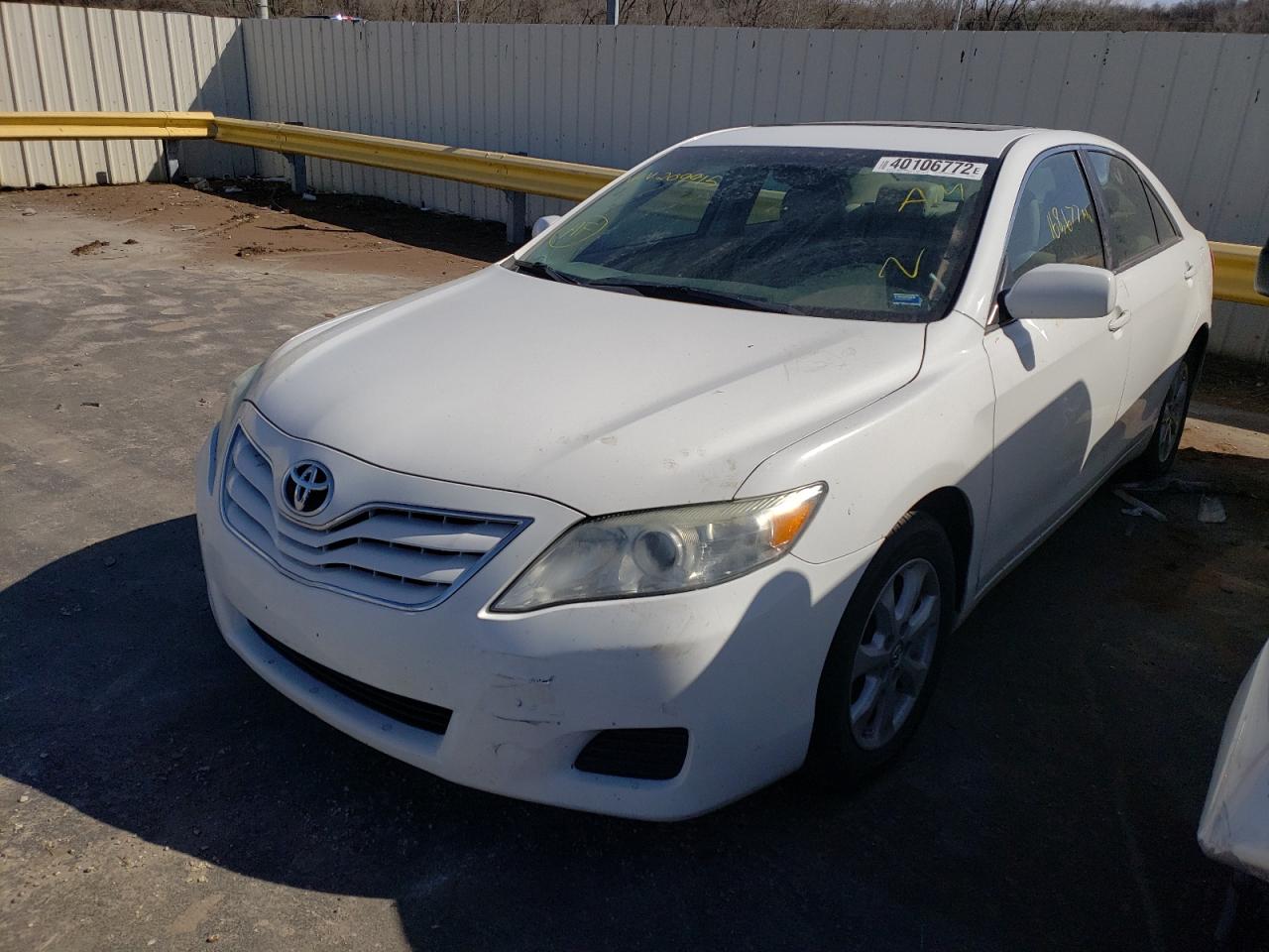 Photo 2 from auction – 2011 TOYOTA CAMRY BASE with VIN 4T4BF3EK7BR209915