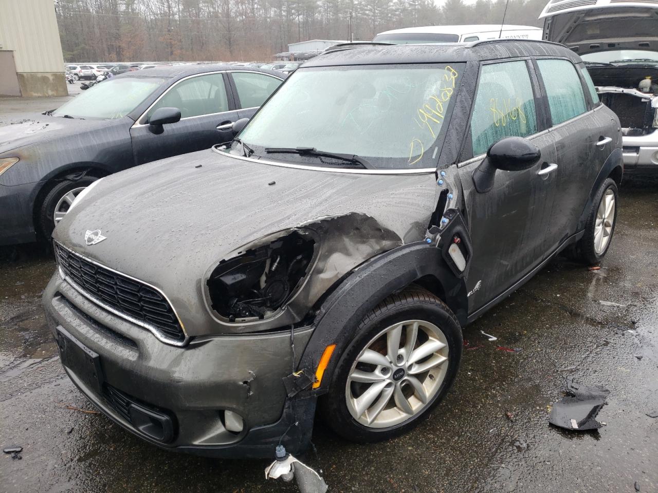 Photo 2 from auction – 2012 MINI COOPER S C with VIN WMWZC5C51CWL60475