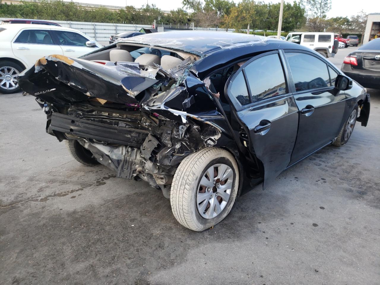 Photo 4 from auction – 2012 HONDA CIVIC LX with VIN 2HGFB2F55CH560195