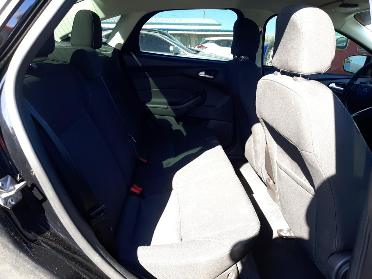 Photo 6 from auction – 2016 FORD FOCUS SE with VIN 1FADP3F23GL268336