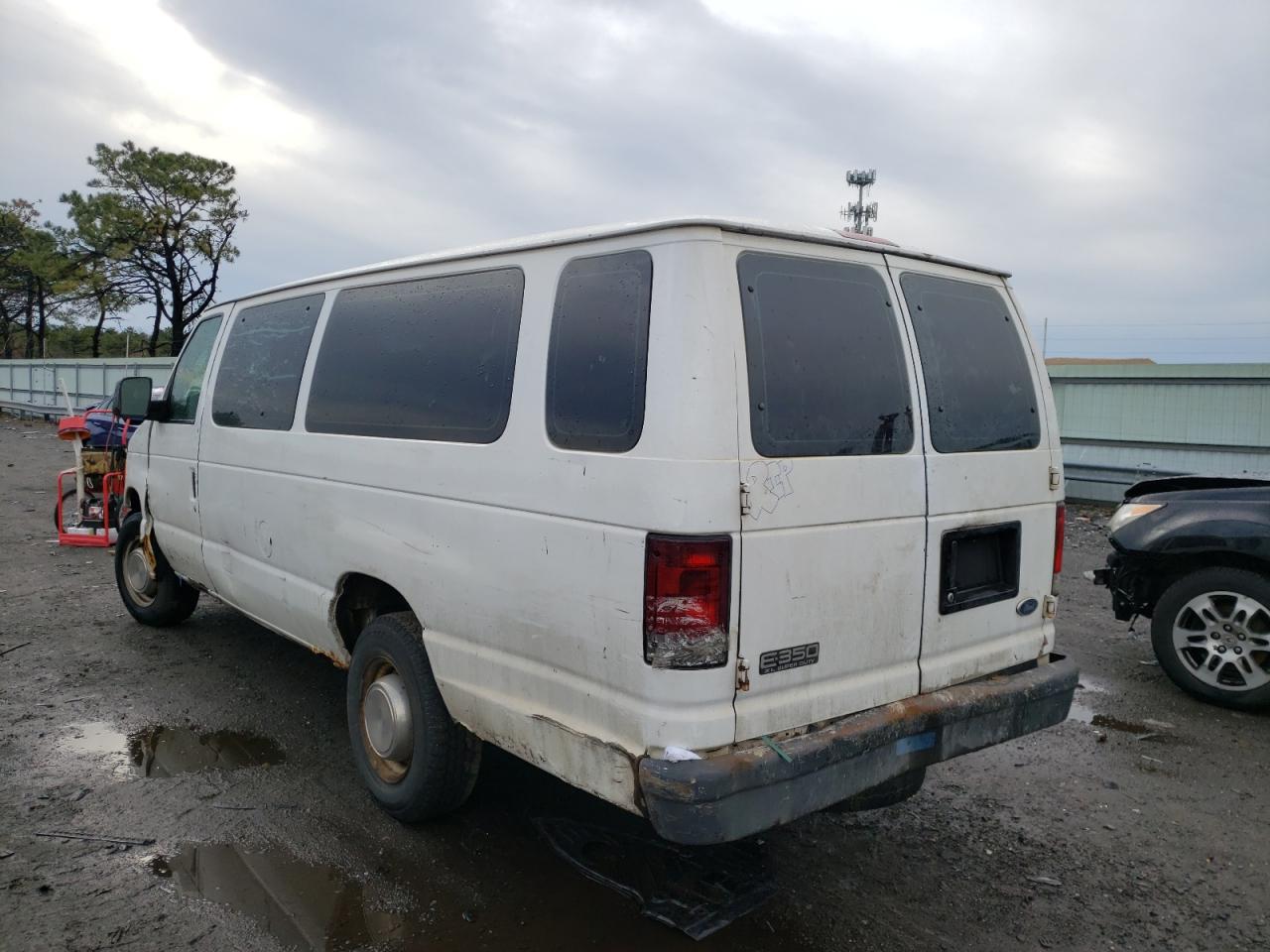 Photo 3 from auction – 2003 FORD ECONOLINE with VIN 1FBSS31L63HA92643
