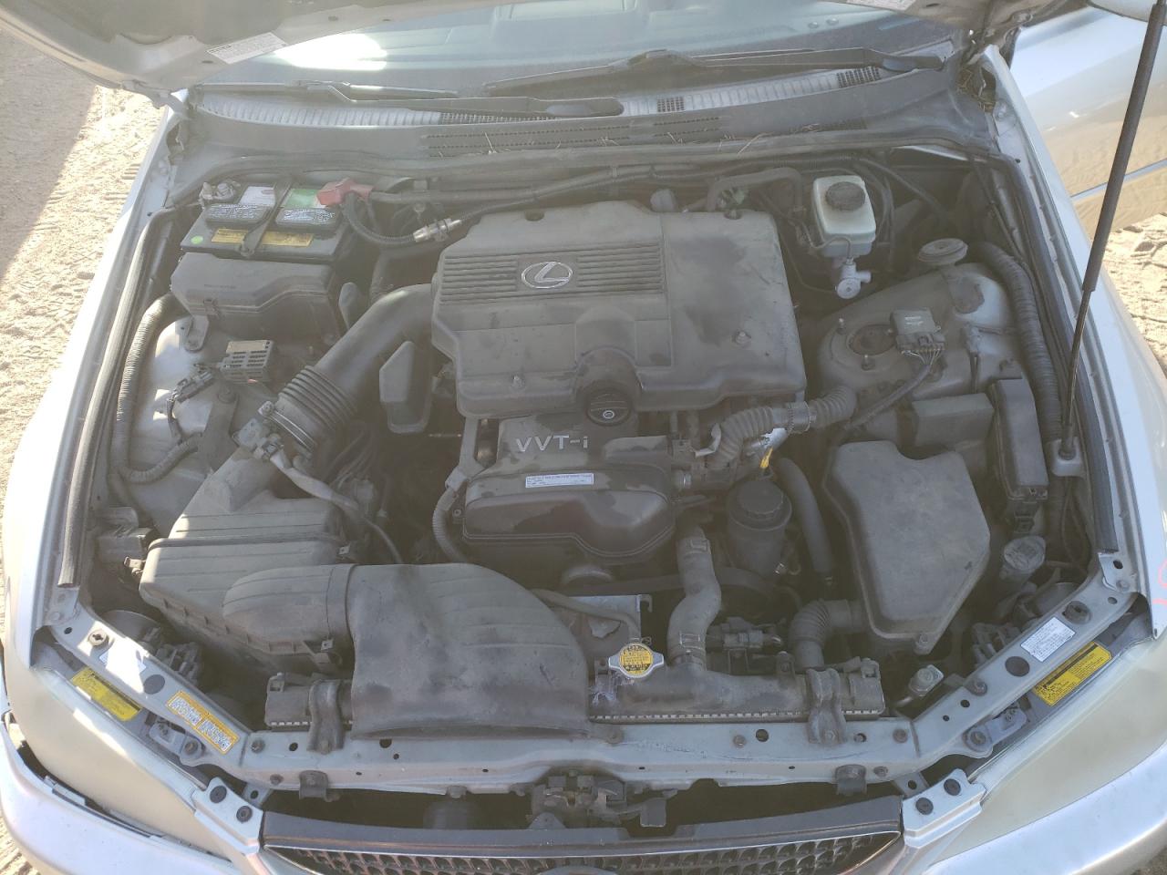 Photo 7 from auction – 2004 LEXUS IS 300 with VIN JTHBD192540086983