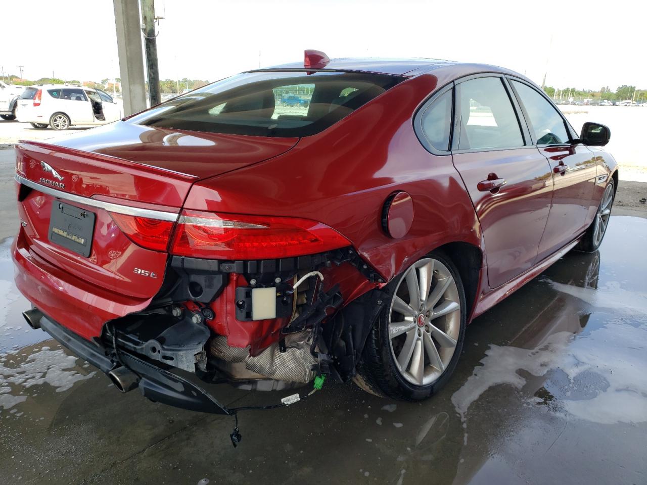 Photo 4 from auction – 2016 JAGUAR XF R - SPO with VIN SAJBF4BV3GCY05699