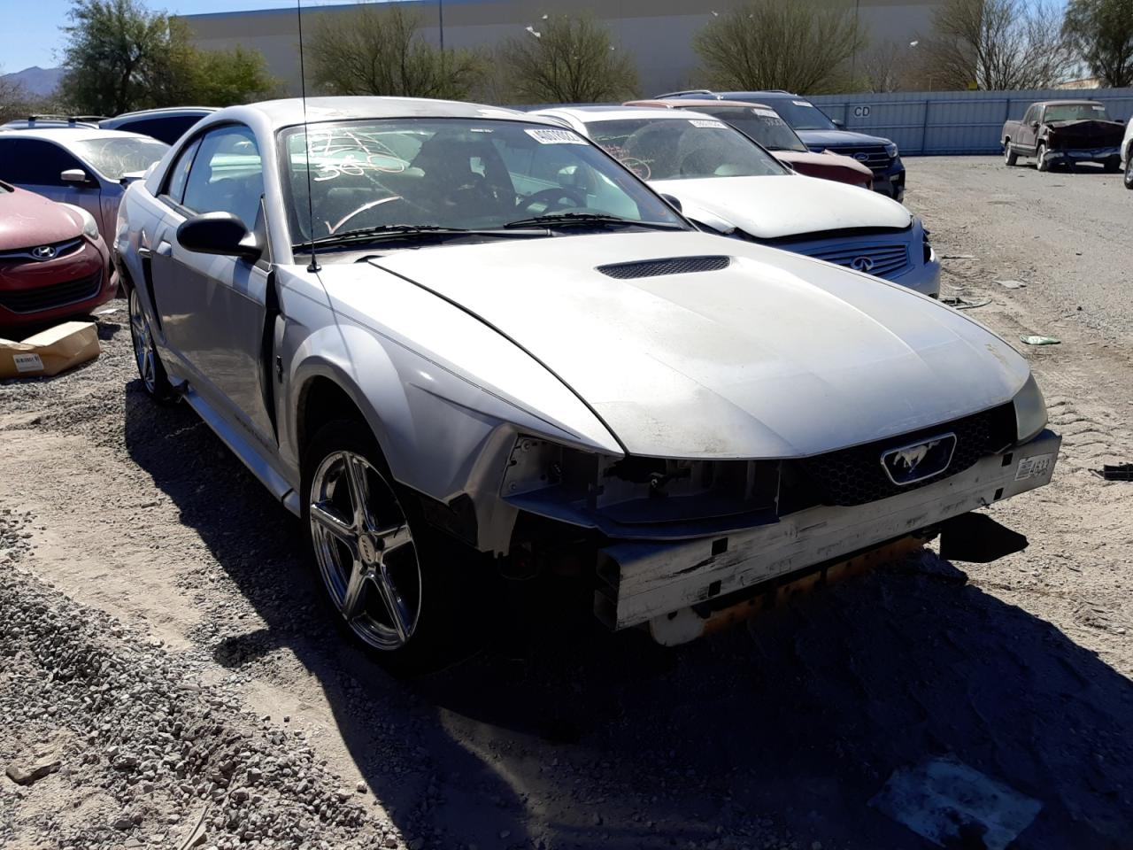 FORD MUSTANG 2000 with VIN 1FAFP4046YF260417 - Photo from auction