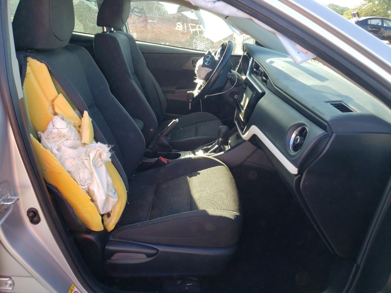 Photo 5 from auction – 2016 TOYOTA SCION IM with VIN JTNKARJE4GJ501929