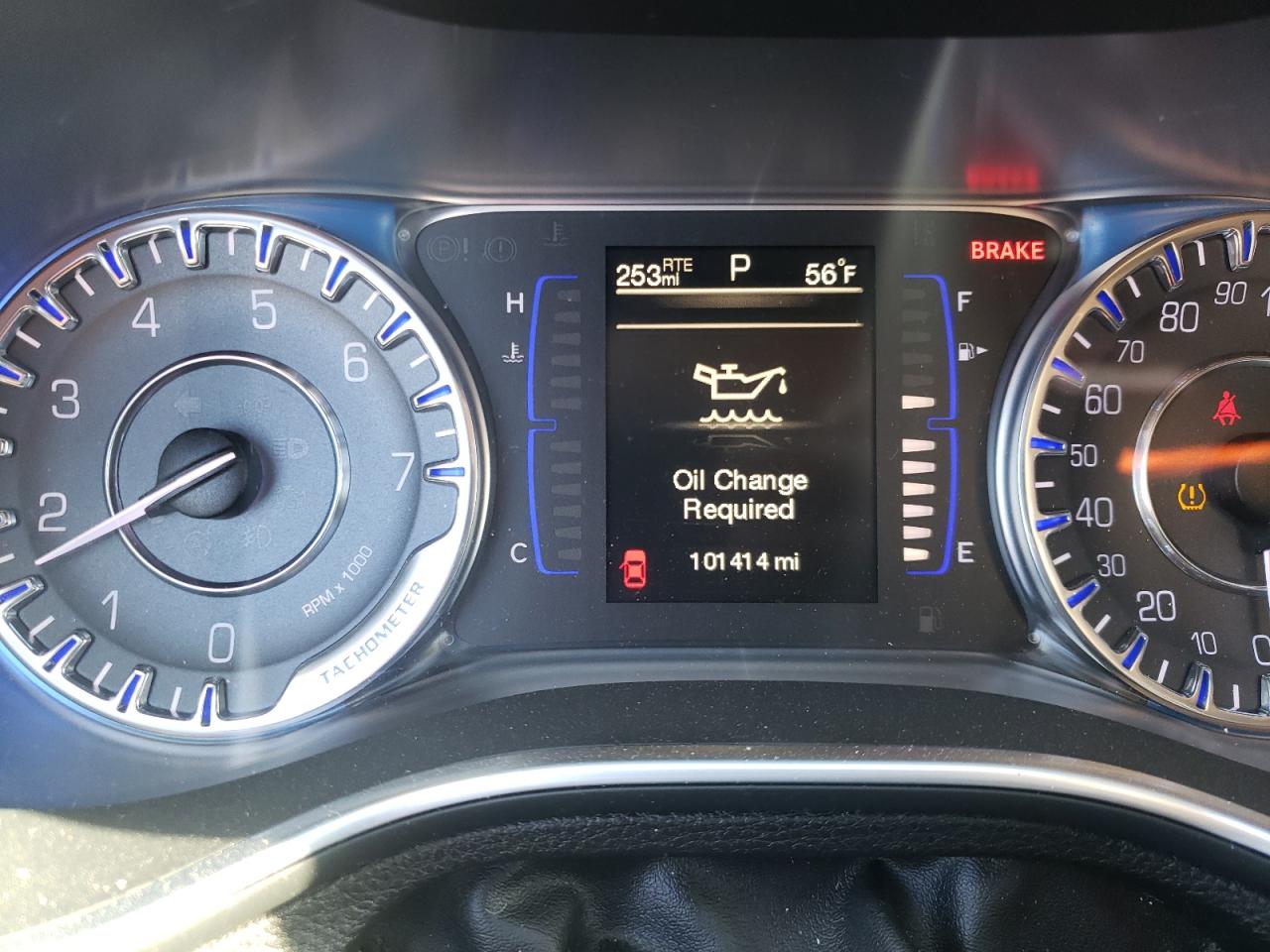 Photo 8 from auction – 2015 CHRYSLER 200 LIMITE with VIN 1C3CCCAB3FN672995