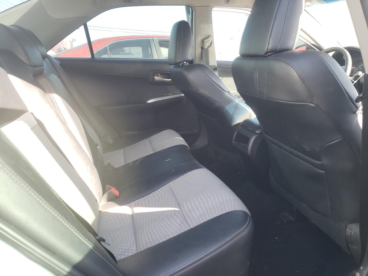 Photo 6 from auction – 2013 TOYOTA CAMRY L with VIN 4T1BF1FK6DU640567