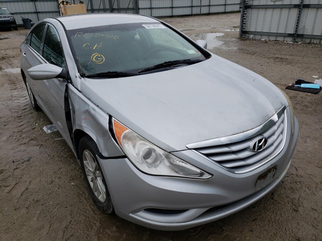 HYUNDAI SONATA GLS 2011 with VIN 5NPEB4AC6BH078496 - Photo from auction