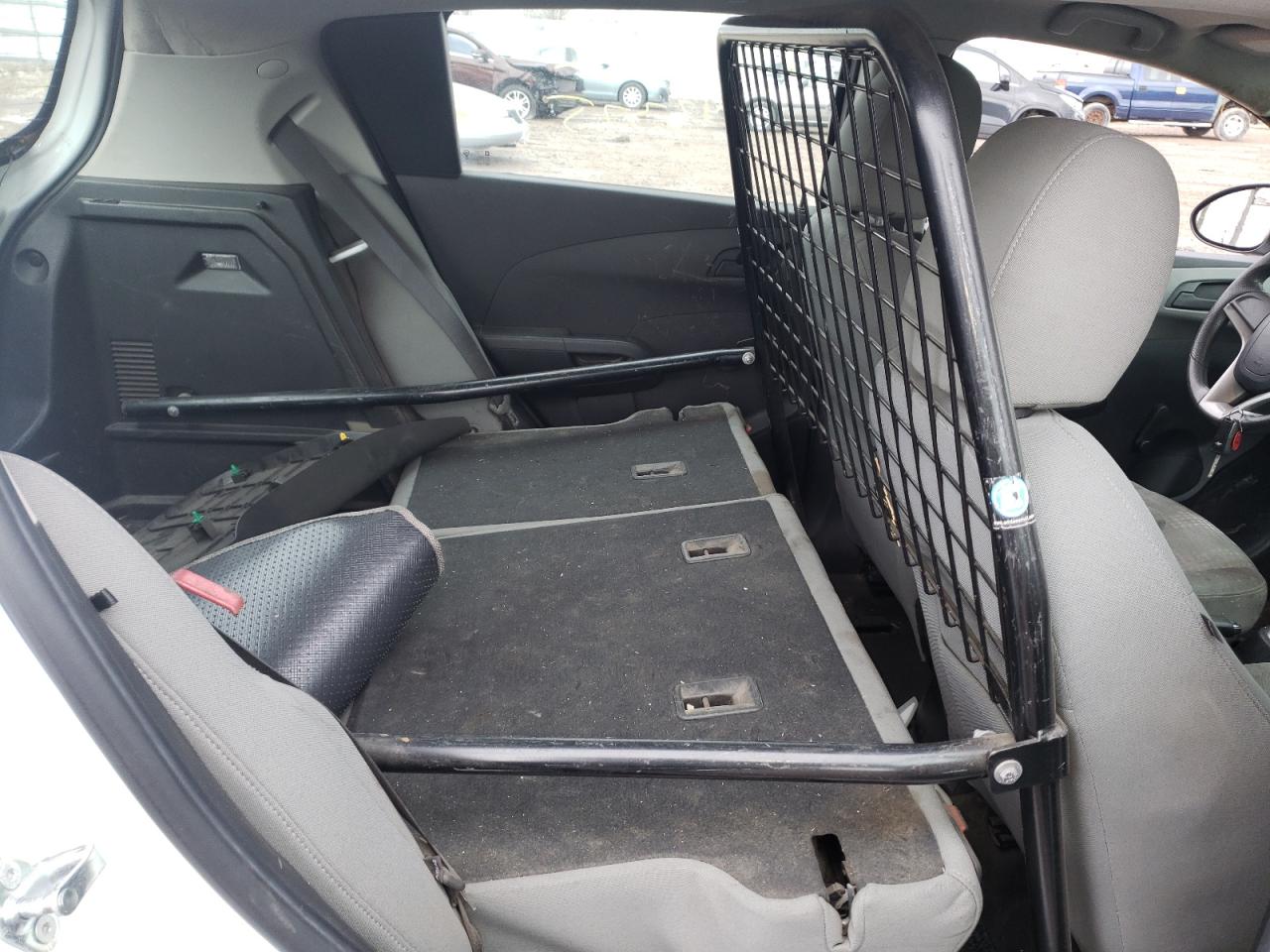 Photo 6 from auction – 2015 CHEVROLET SONIC LS with VIN 1G1JA6SH9F4202627