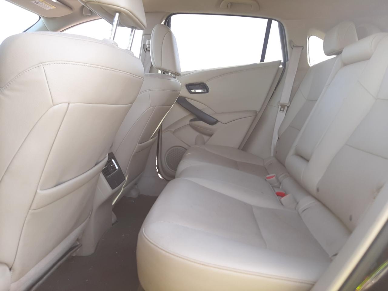 Photo 6 from auction – 2016 ACURA RDX TECHNO with VIN 5J8TB3H56GL013256