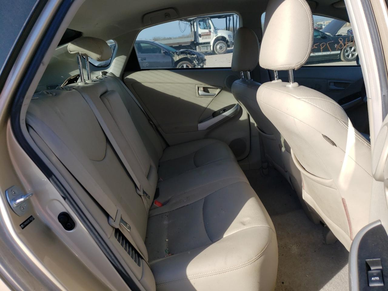 Photo 6 from auction – 2011 TOYOTA PRIUS with VIN JTDKN3DU0B1380060