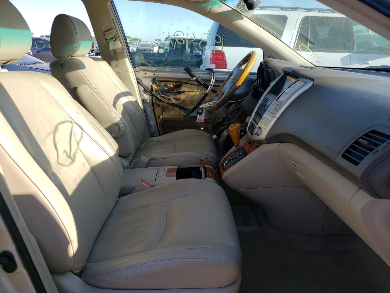 Photo 5 from auction – 2004 LEXUS RX 330 with VIN JTJHA31U340041650