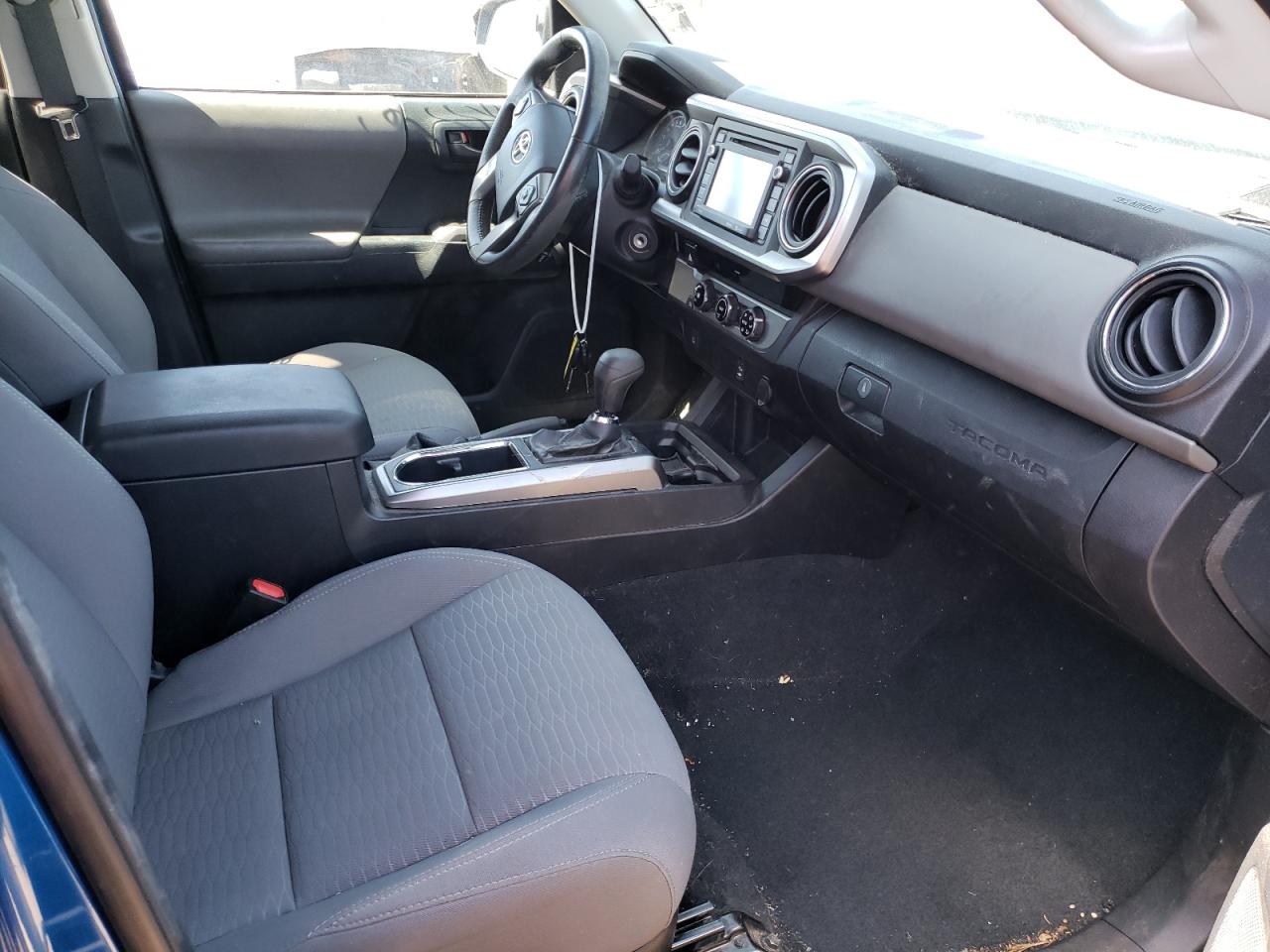 Photo 5 from auction – 2017 TOYOTA TACOMA DOU with VIN 3TMAZ5CN5HM035611
