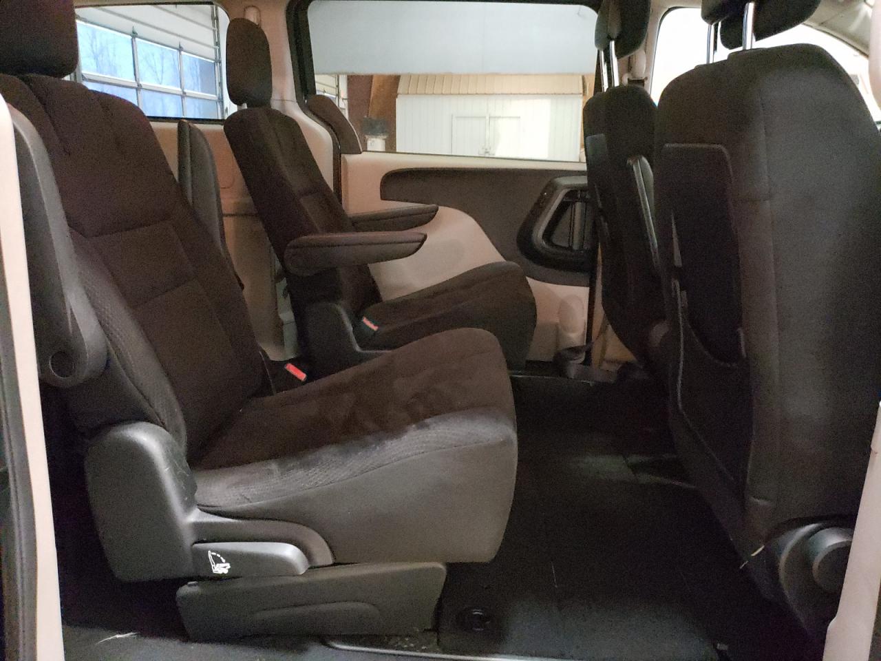 Photo 6 from auction – 2015 DODGE GRAND CARA with VIN 2C4RDGCG4FR548904
