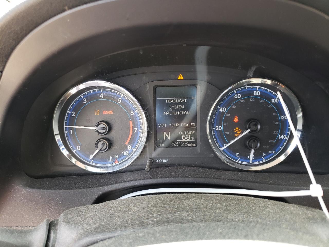 Photo 8 from auction – 2018 TOYOTA COROLLA L with VIN 5YFBURHE0JP839154