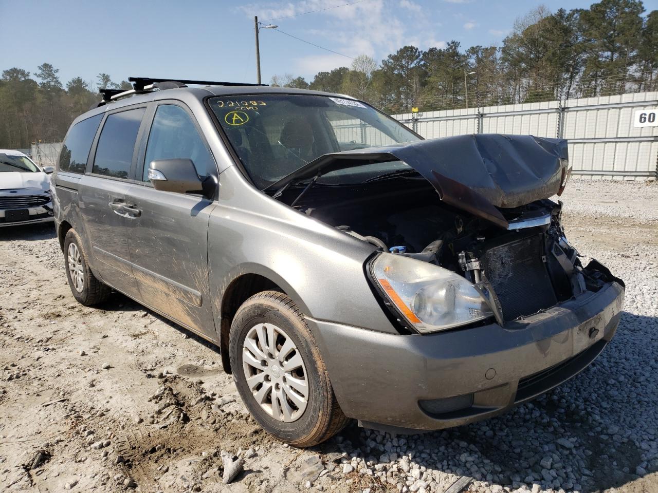 KIA SEDONA LX 2011 with VIN KNDMG4C74B6378111 - Photo from auction