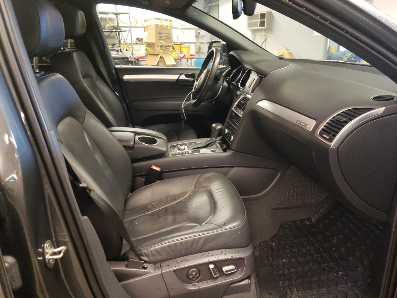 Photo 5 from auction – 2015 AUDI Q7 PRESTIG with VIN WA1DGAFE5FD026238