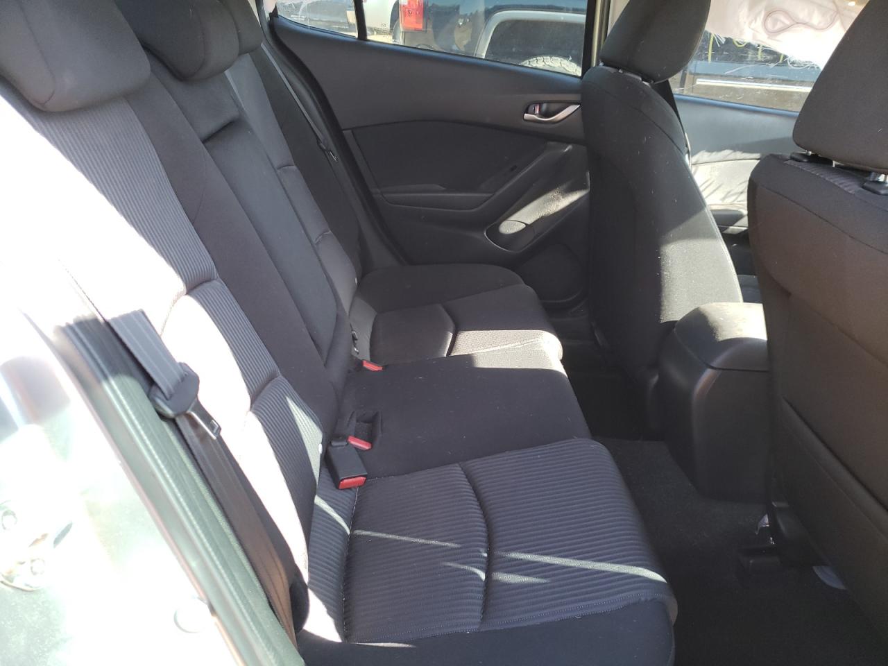 Photo 6 from auction – 2014 MAZDA 3 TOURING with VIN JM1BM1V73E1217875