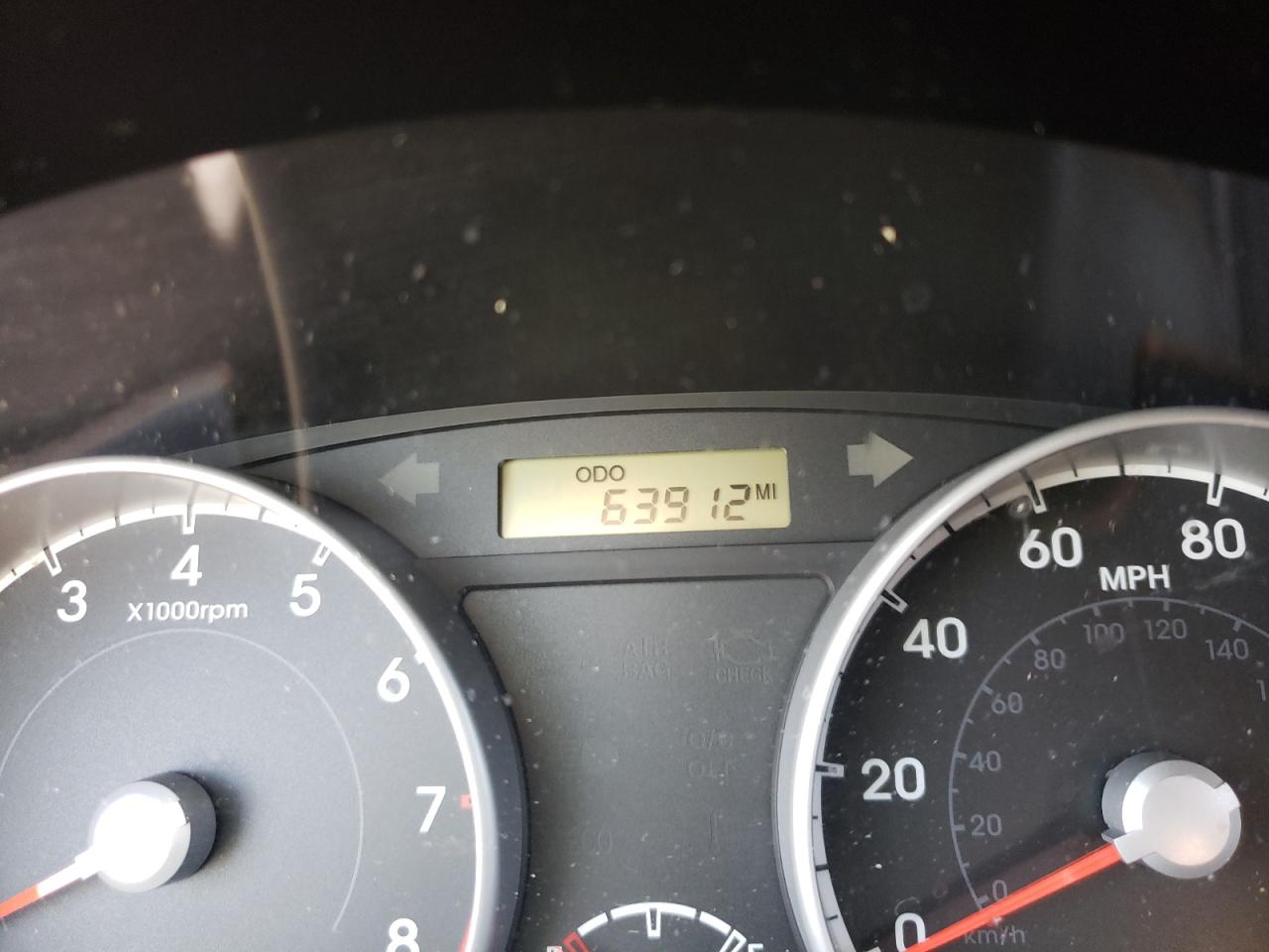 Photo 8 from auction – 2011 HYUNDAI ACCENT GL with VIN KMHCM3AC4BU200382
