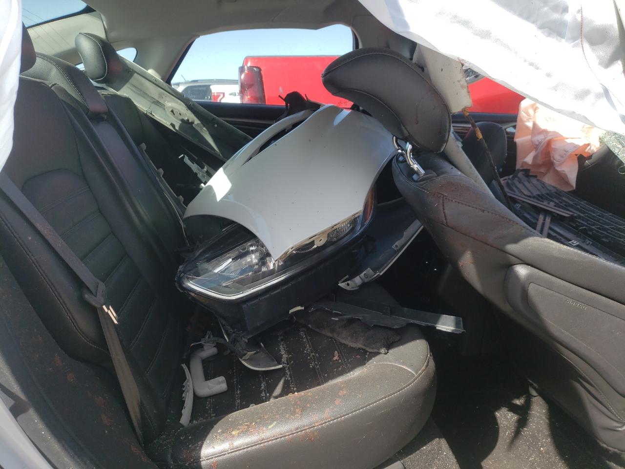 Photo 6 from auction – 2015 FORD FUSION SE with VIN 3FA6P0HD8FR164219