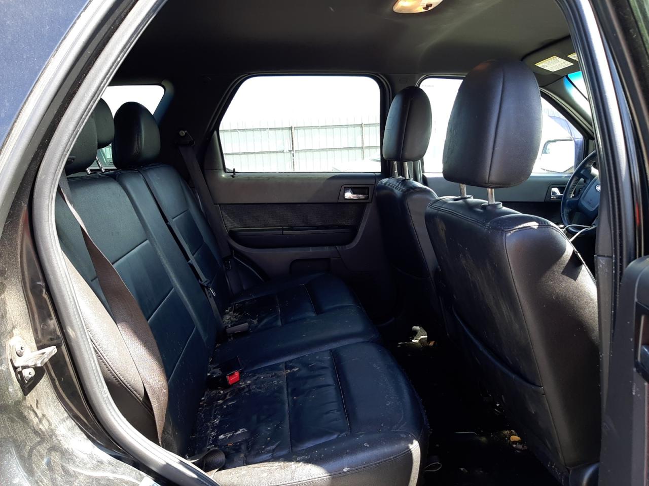 Photo 6 from auction – 2011 FORD ESCAPE LIM with VIN 1FMCU9EG1BKA62571