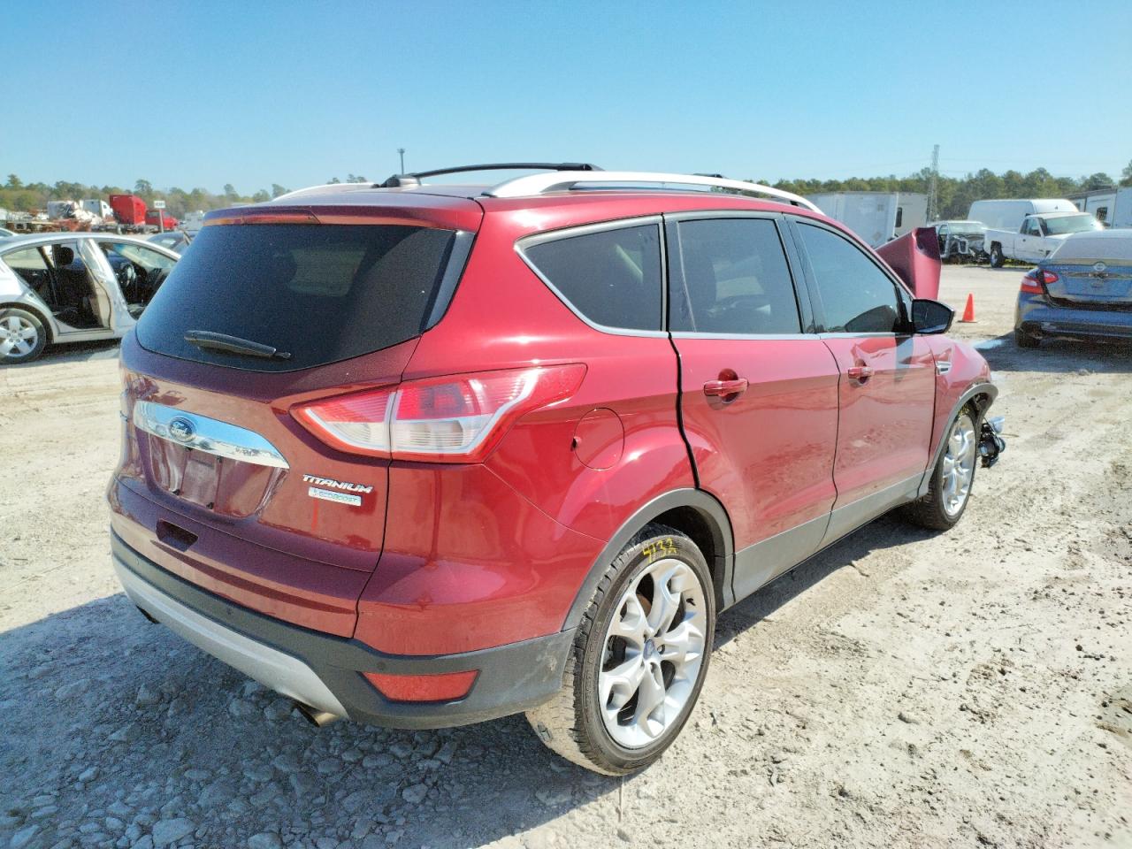 Photo 4 from auction – 2014 FORD ESCAPE TIT with VIN 1FMCU0J9XEUA58143
