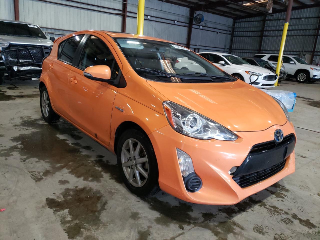 Photo 1 from auction – 2015 TOYOTA PRIUS C with VIN JTDKDTB36F1093549