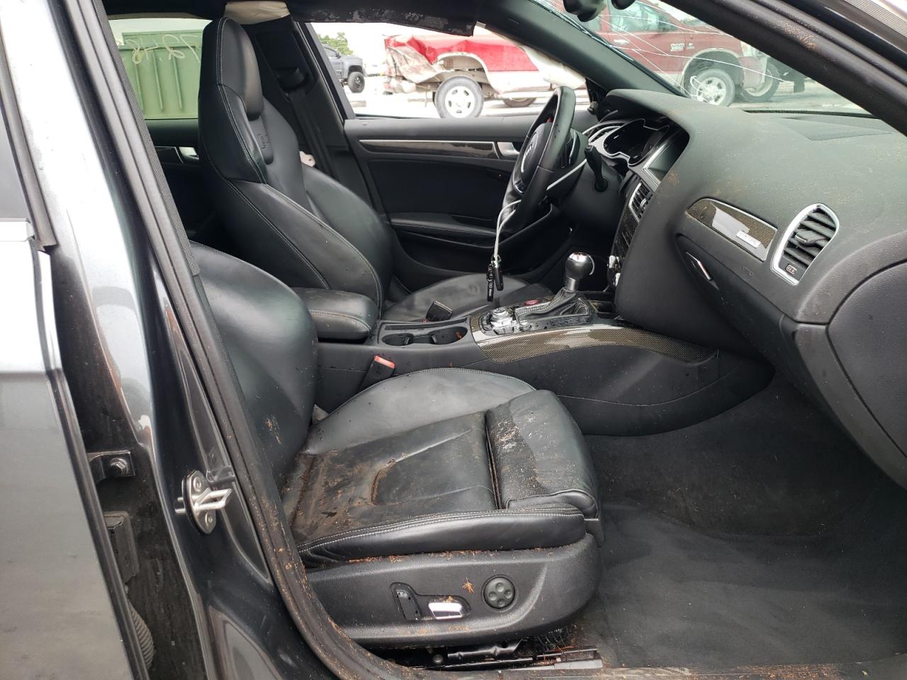 Photo 5 from auction – 2015 AUDI S4 PREMIUM with VIN WAUBGAFL8FA021268