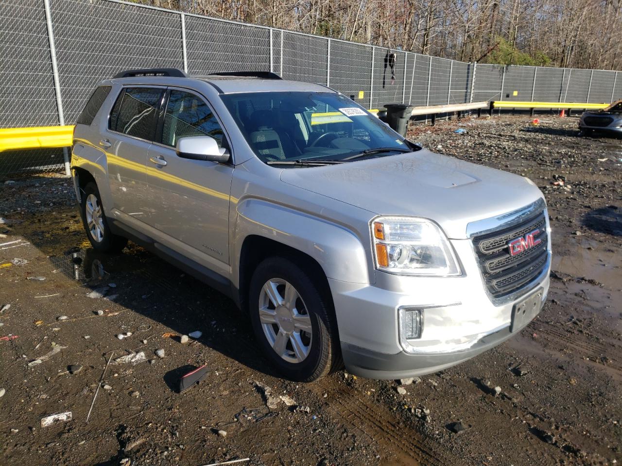 GMC TERRAIN SL 2016 with VIN 2GKFLTE37G6208999 - Photo from auction
