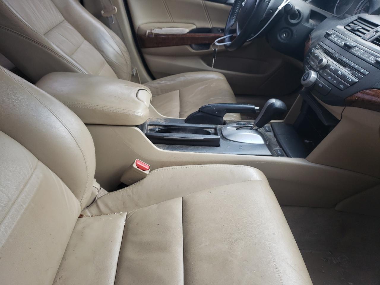Photo 5 from auction – 2012 HONDA ACCORD EXL with VIN 1HGCP2F84CA148752