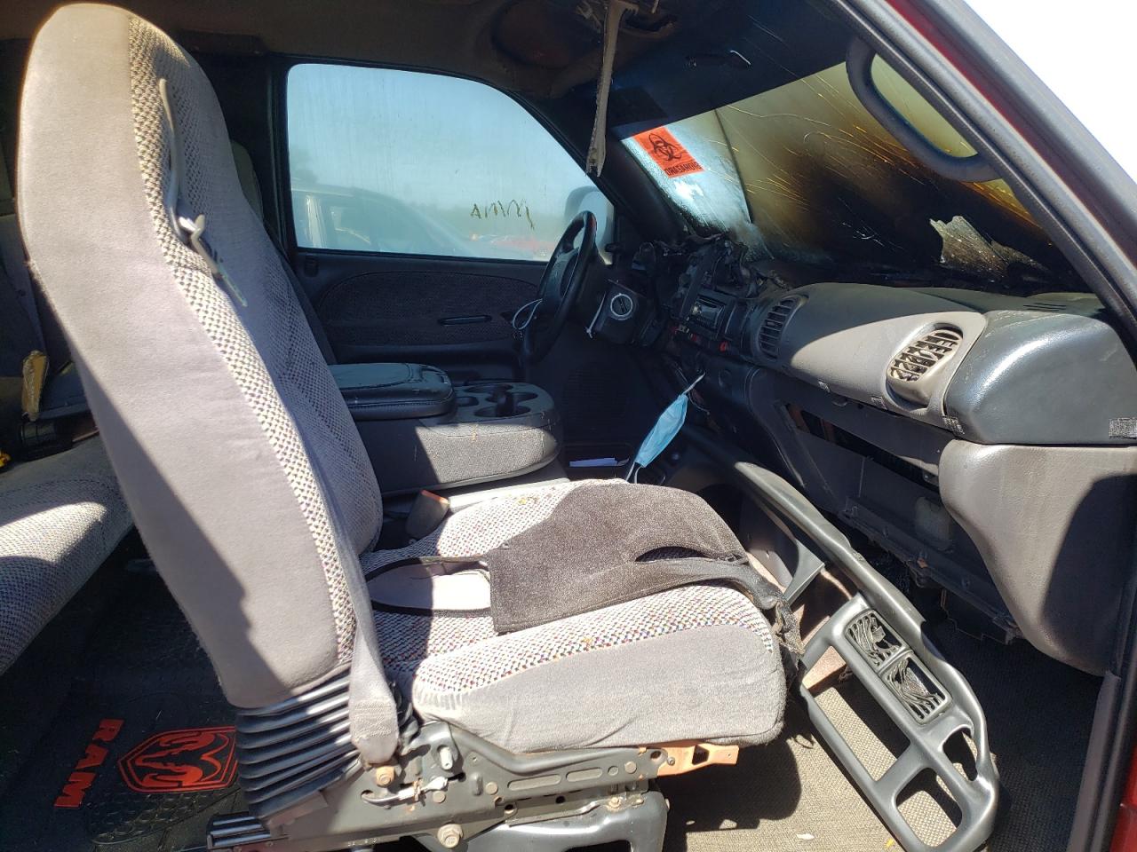 Photo 5 from auction – 2000 DODGE RAM 1500 with VIN 1B7HF13Y0YJ102123